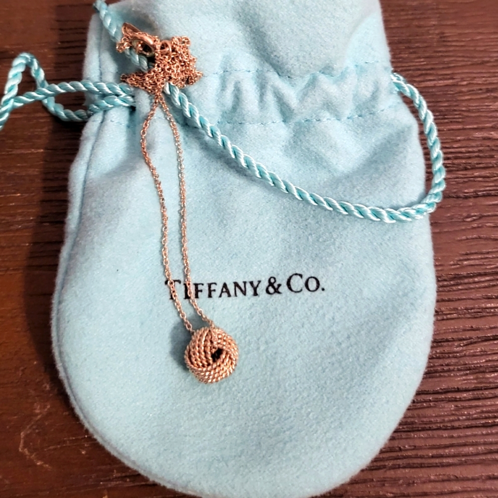 Authentic Tiffany & Co knot pendant necklace
